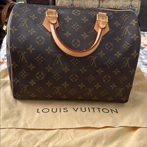 Louis Vuitton Speedy 30 Brown Monogram Handbag
New w/o tags
Price is final